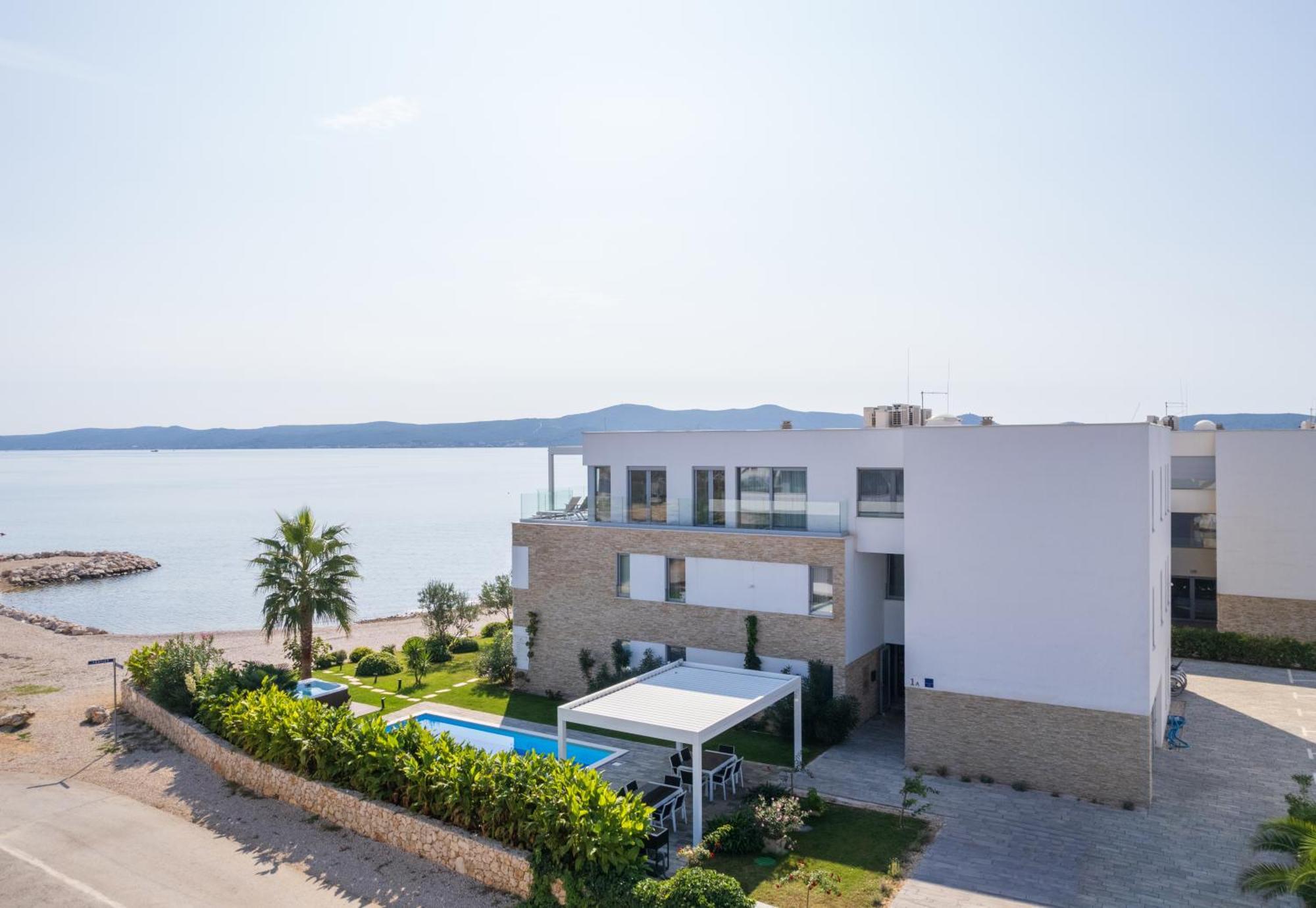 Suncana Villa Sukošan المظهر الخارجي الصورة
