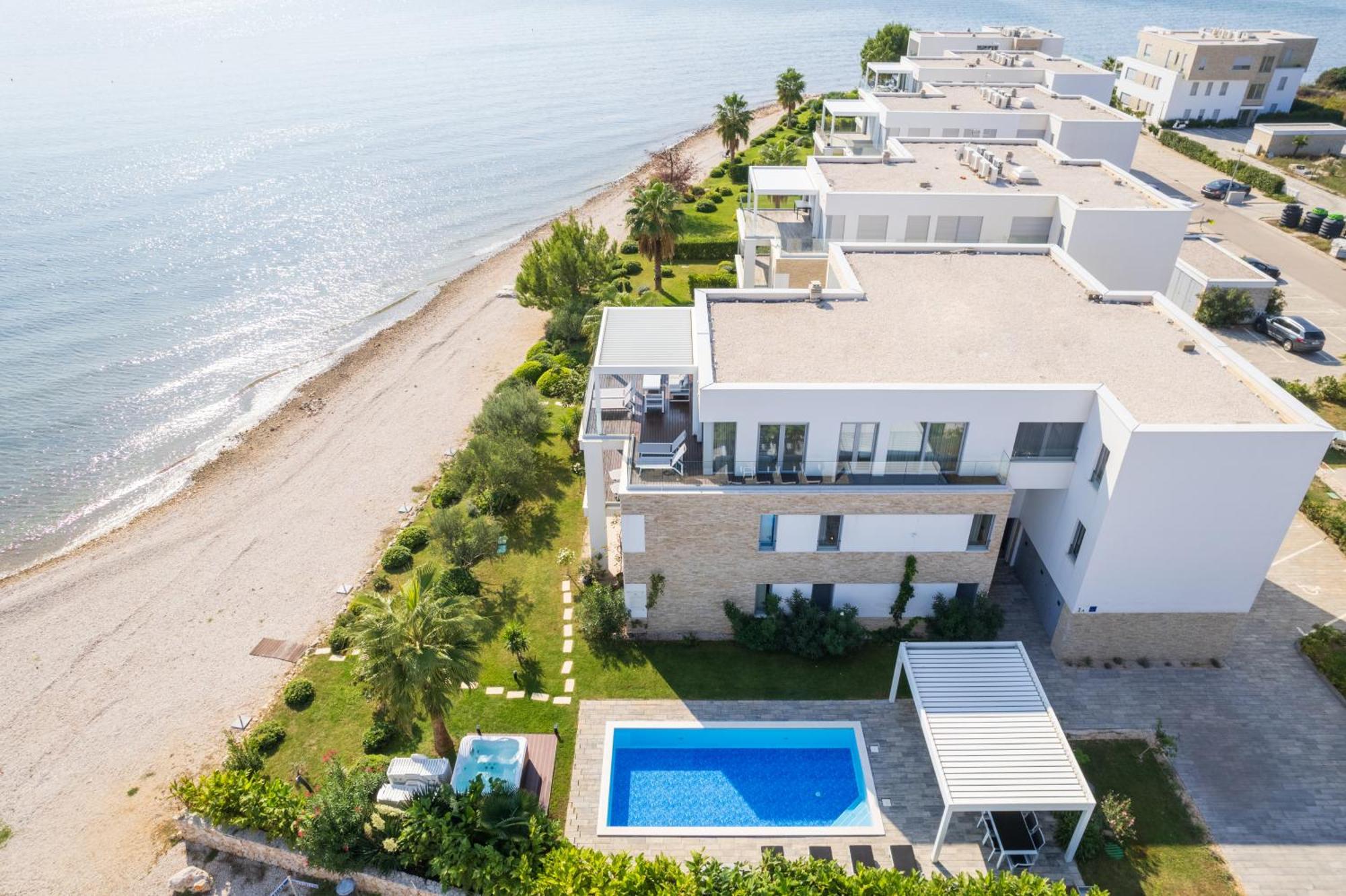Suncana Villa Sukošan المظهر الخارجي الصورة